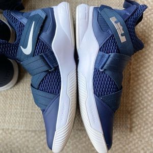 NIKE LeBron Solider 12 - PENN STATE Team Issued RARE